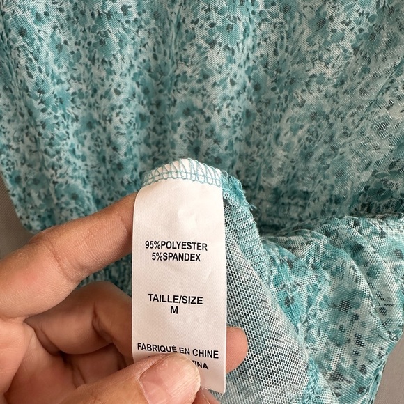 Suzy Shier | Floral Peplum Mesh Sheer Top - Picture 4 of 7